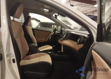 2018 Toyota Rav4 Xle z USA, uszkodzony, nr VIN JTMRFREVXJJ208445